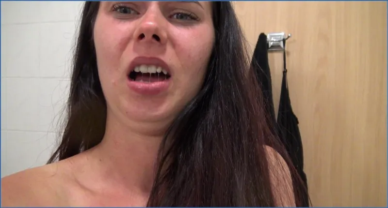 Download Peeing with Sarah: HotDirtyIvone - Pee on Myself Hightide-Scat.com