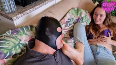 Kitty Skatt - Nasty shit jeans femdom extreme [FullHD 1080p] Latex, Domination (1.74 GB)