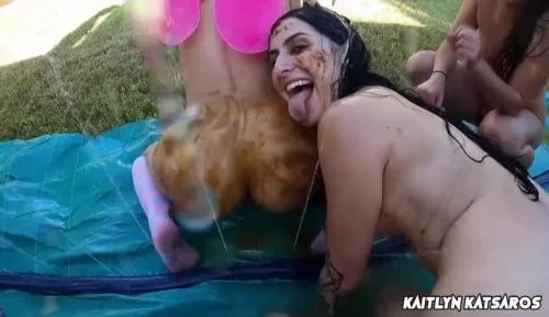 - Kaitlyn Katsaros, Miss Demeanor, Keira Croft, Catalina Ossa, Natalie Brooks, Isabel Moon, Lucy Sunflower, Raven Maddoxx, and Raven Vice - 9 Girl Scat Orgy [HD 720p]  (1.8 GB)