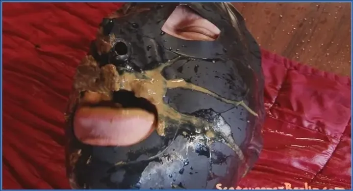 Femdom Shit Eating Video - Scatqueens-Berlin, Femdom, Shit Eating - Part 2