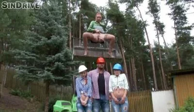 Yenna, Kate Gold, Isabella Livi - Swap This Piss & Share This Cock - Girls Get Wet And Make It Rock [SD] Wetlook, Leather (511.7 MB)