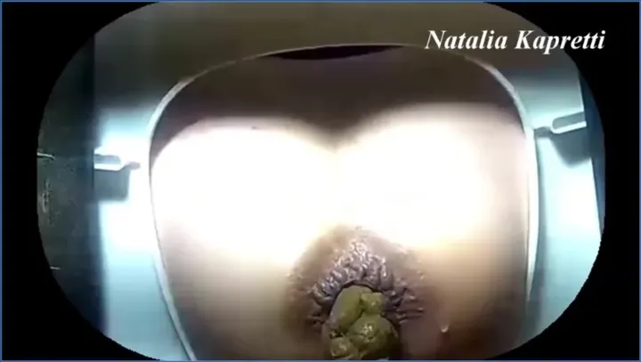 Latrine - Russian Scat Fetish video with Natalia Kapretti