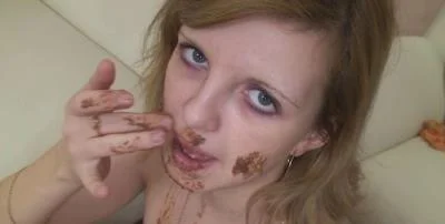 Demina - Teen Scat [HD 720p] Shitting, Poop (264 MB)