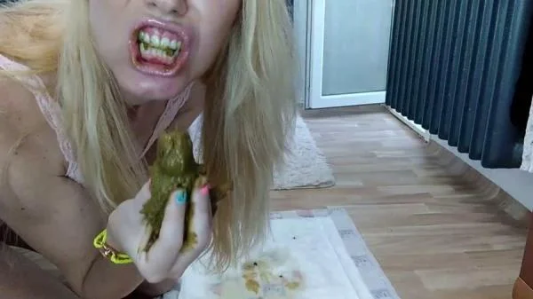 Mona - Eating Pooo [FullHD 1080p] Defecation, Solo, Blonde (1.06 GB)