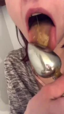 Lil Butt Lex - Licking My Butt Plug Clean 4 [SD] Toy, Homemade (2.77 MB)