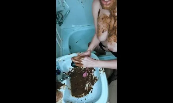 Cleaning the shitty sink [HD 720p] Stuhlgang Porno (357.38 MB)