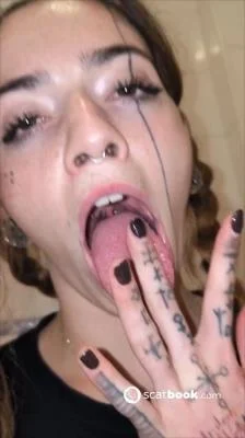 Malafalda - Toilet Darkfans [SD] Anal, Amateur (19.5 MB)