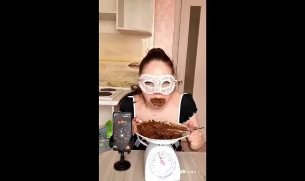 Speed shit eating with 3 loads [HD 720p] Stuhlgang Porno (536.57 MB)