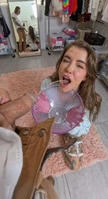 Eden Ivy - RealHookupHotshot Eden Ivy Gets Anal And Gets Pissed On [SD] Pissing (2.65 GB)