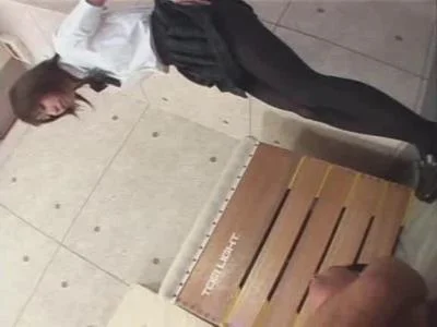 Japanese Schoolgirls Take Turns Pissing on the Slave 2 [SD] (423.1 MB)