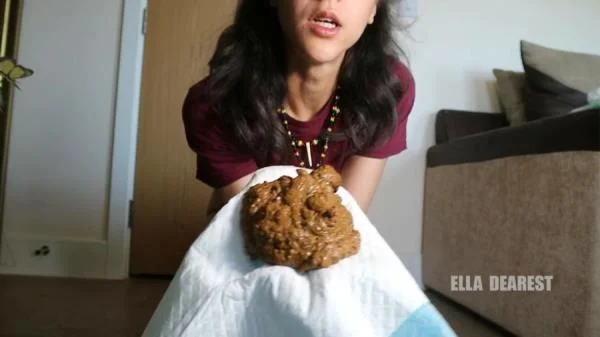 Ella Dearest aka Efro Ella - Latte Makes Me Poop [HD 720p] Solo, Defecation (64.8 MB)