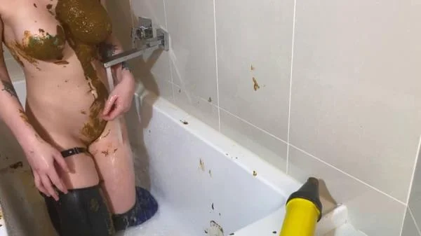 Filthy Skye - Shitting Girl 56 [HD 720p] Defecation, Scat Wife (3.20 MB)