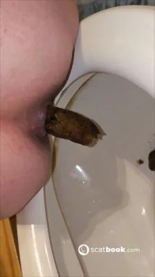 Malafalda - Fast Wc Darkfans [SD] Scat, Spain (10.4 MB)