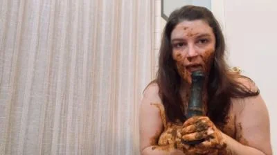 Layla Lee - Dildos Panties And Shit [FullHD 1080p] Amateur, Defecation (941 MB)