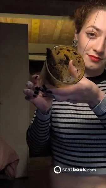 Malafalda - Glass Darkfans 01 [SD] Scat, Spain (86.0 MB)