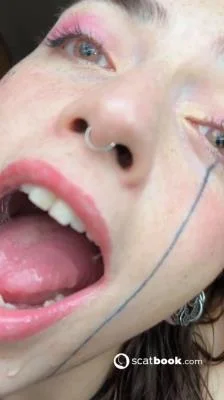 Malafalda - Vore Darkfans [SD] Scat, Spain (87.8 MB)