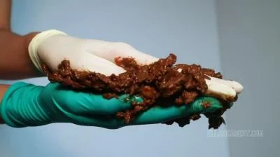 ASMR GLOVED HAND POOP [HD 720p] Solo, Defecation (66.7 MB)