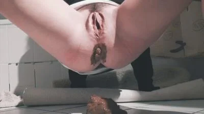 Mess In The Bathroom [HD 720p] Germany, Dirty Anal (11.3 MB)