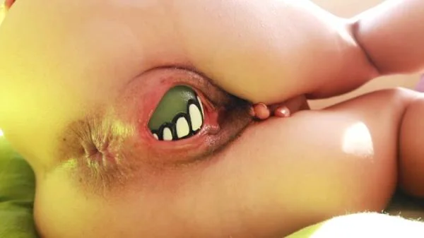 Chew Toy [FullHD 1080p] Defecation, Solo (105 MB)