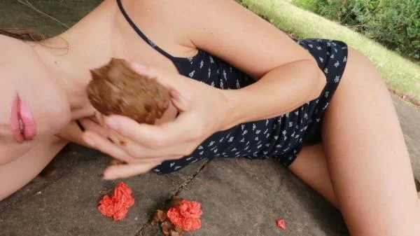 Wild Flowers [FullHD 1080p] Defecation, Solo (177 MB)