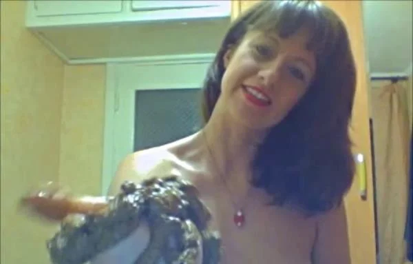 Dirty Poo Slut [SD] Milf, Amateur (315 MB)