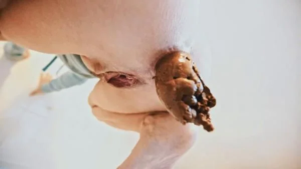 Mia Skye aka MiaRoxxx - In Love With This [HD 720p] Germany, Dirty Anal (18.0 MB)