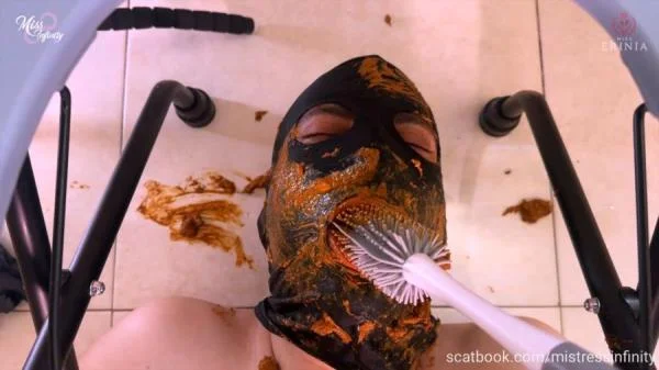 BREAKFAST FOR OUR SLAVE BEFORE THE BEACH - DAY 2 [FullHD 1080p] Latex, Femdom (161 MB)