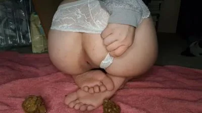 Dirty Panties [HD 720p] Solo, Homemade (27.2 MB)