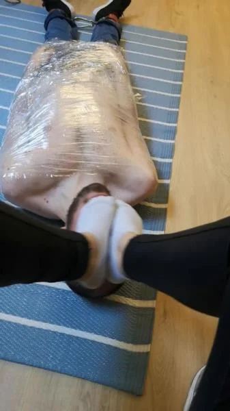 Pies Darkfans [SD] Shit, Spain (106 MB)