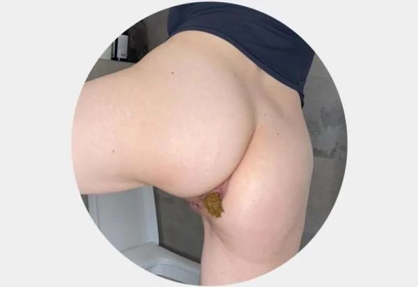 A Different Poop Smell [4K UltraHD] Fetish, Solo (1.31 GB)