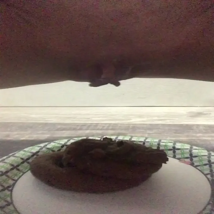 Download Heavy Kaviar Drop: A Dense, Dark Solo Scat Treat - No Smearing, Just Hightide-Scat.com