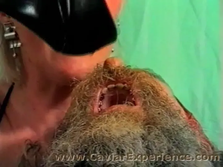 Slow-Building Scat Smearing Reaches a Sordid Peak - CaviarExperience